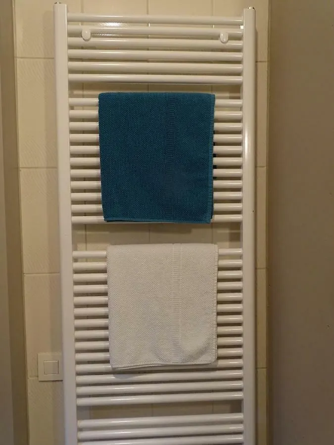 Suite 11 Antwerp 2*,  Belgium